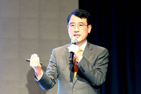 [상장 LCC 4사 2019년 과제 ① 제주항공 이석주 사장] 새 항공기 대금 5조... - 뉴스 썸네일 이미지